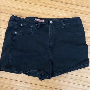 Judy blue brand black shorts